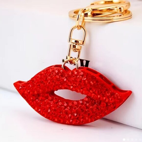 Red Lip Keychain with Gold Accents - Picture 1 of 2